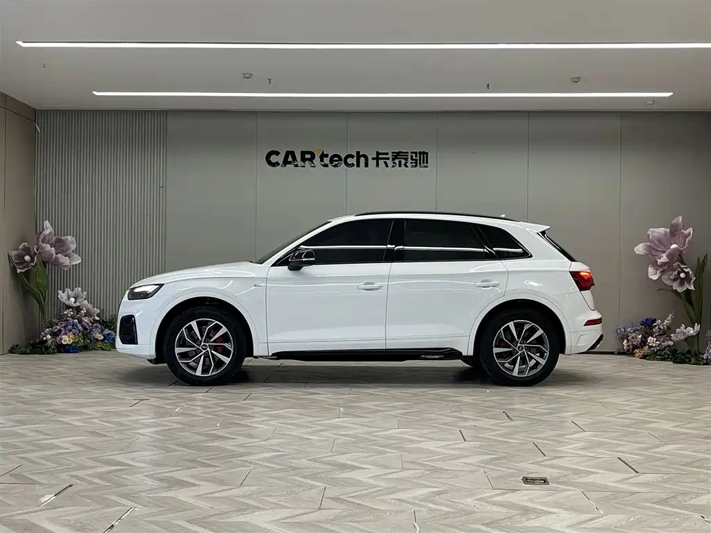 Audi Q5L 2024 40 TFSI Luxury