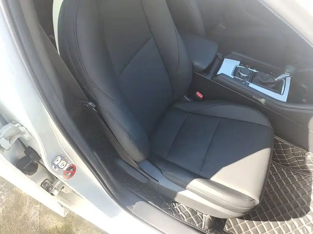 Mazda 3 Axela — миниатюра 25