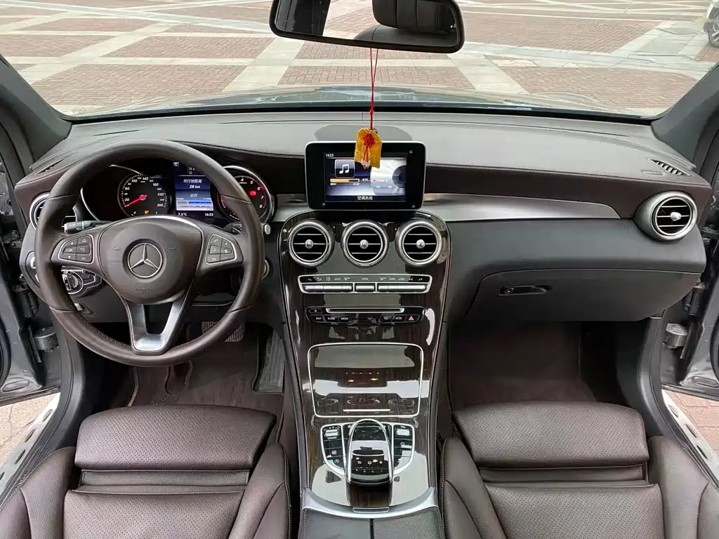 Mercedes-Benz GLC — миниатюра 4