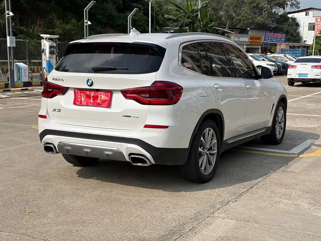BMW X3 — миниатюра 7