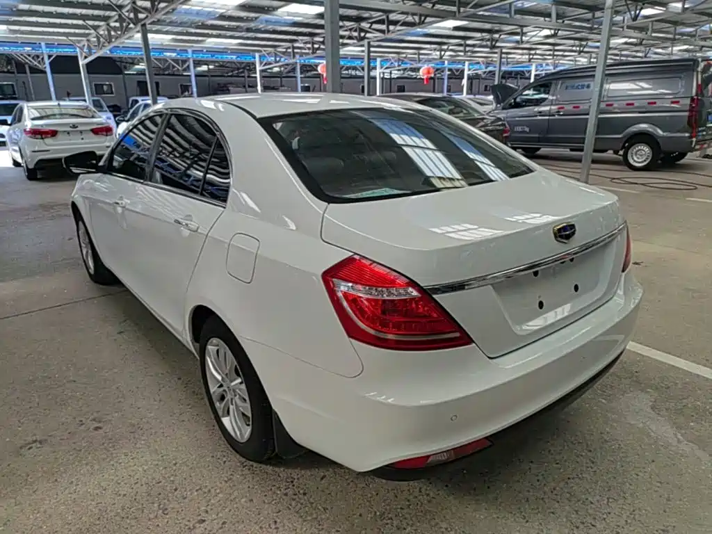Geely Emgrand — миниатюра 5