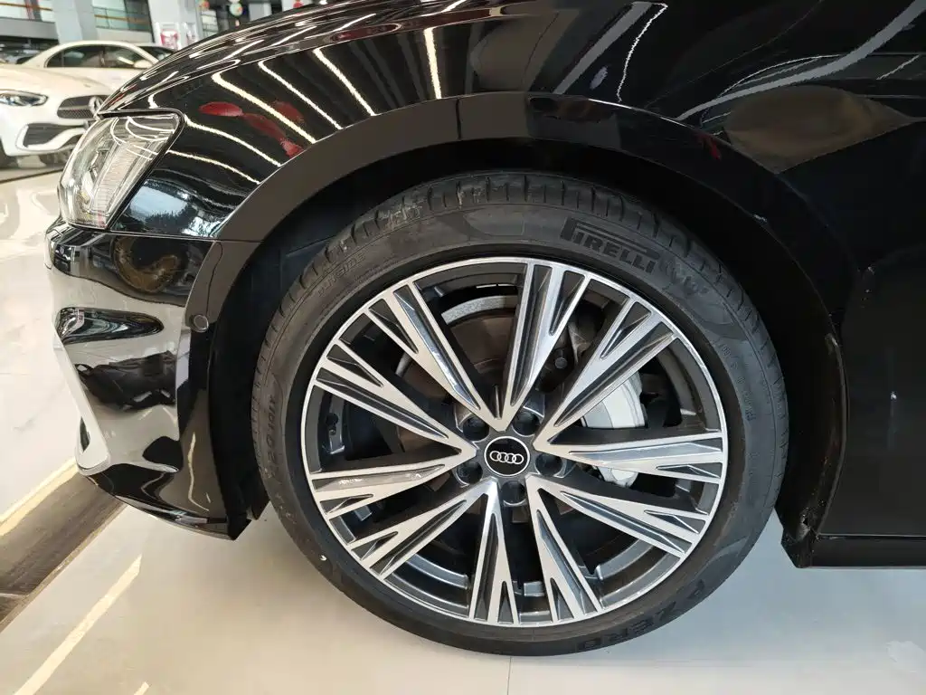 Audi A6L — миниатюра 23