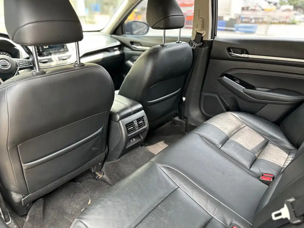 Nissan Teana — миниатюра 9