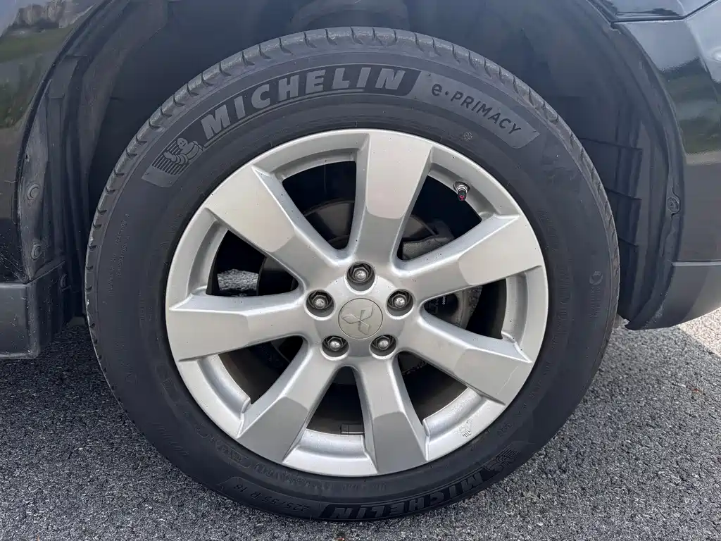 Mitsubishi Outlander (Import) — миниатюра 11