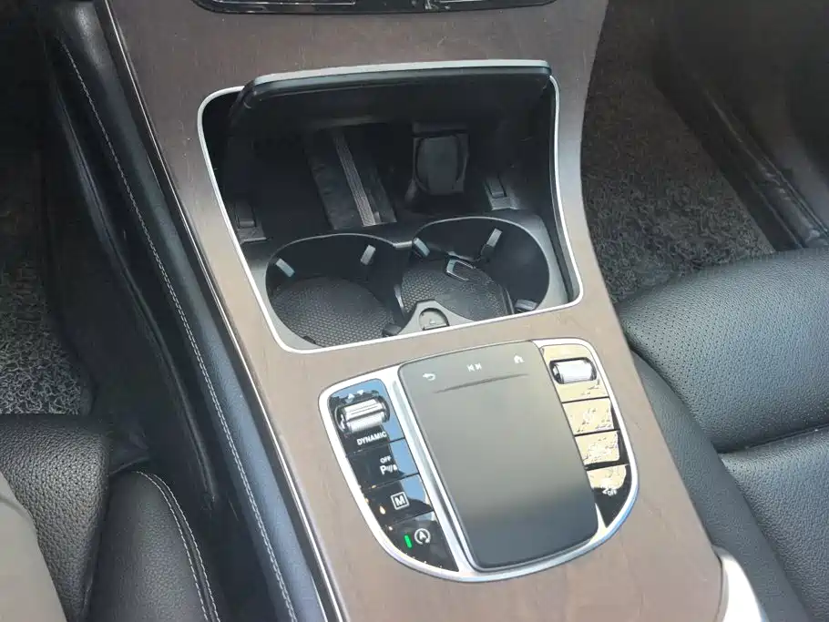 Mercedes-Benz GLC — миниатюра 16
