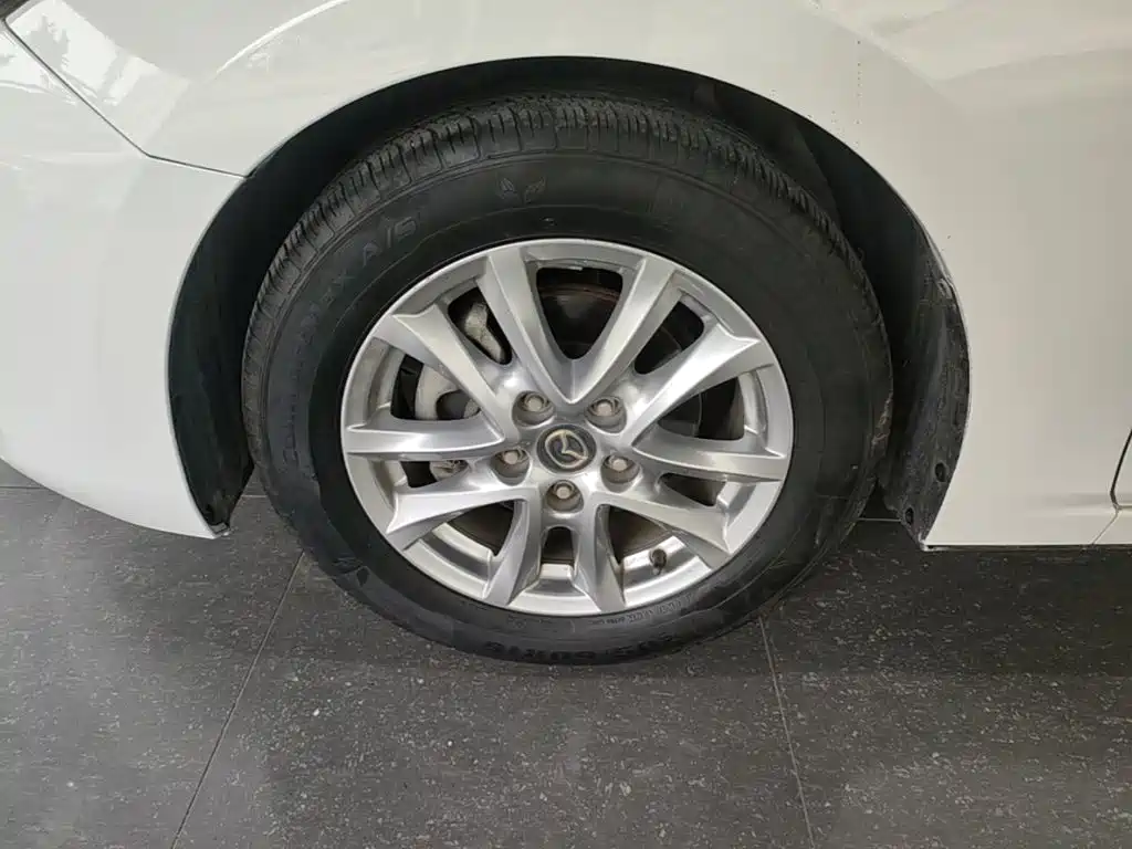 Mazda 3 Axela — миниатюра 23