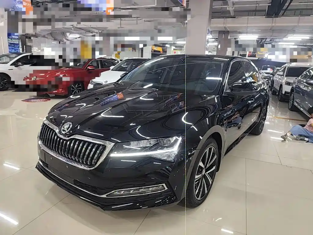 Skoda Superb — миниатюра 2