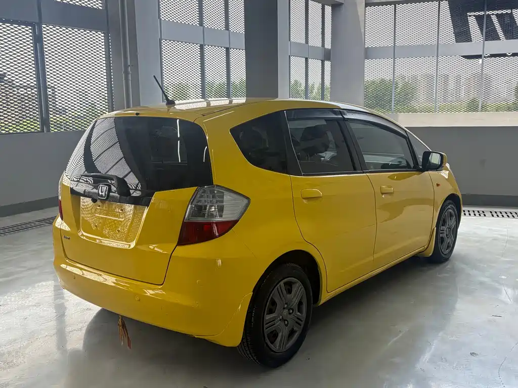 Honda Fit 2008 1.3L AT Comfort