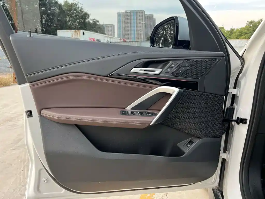BMW X1 — миниатюра 4