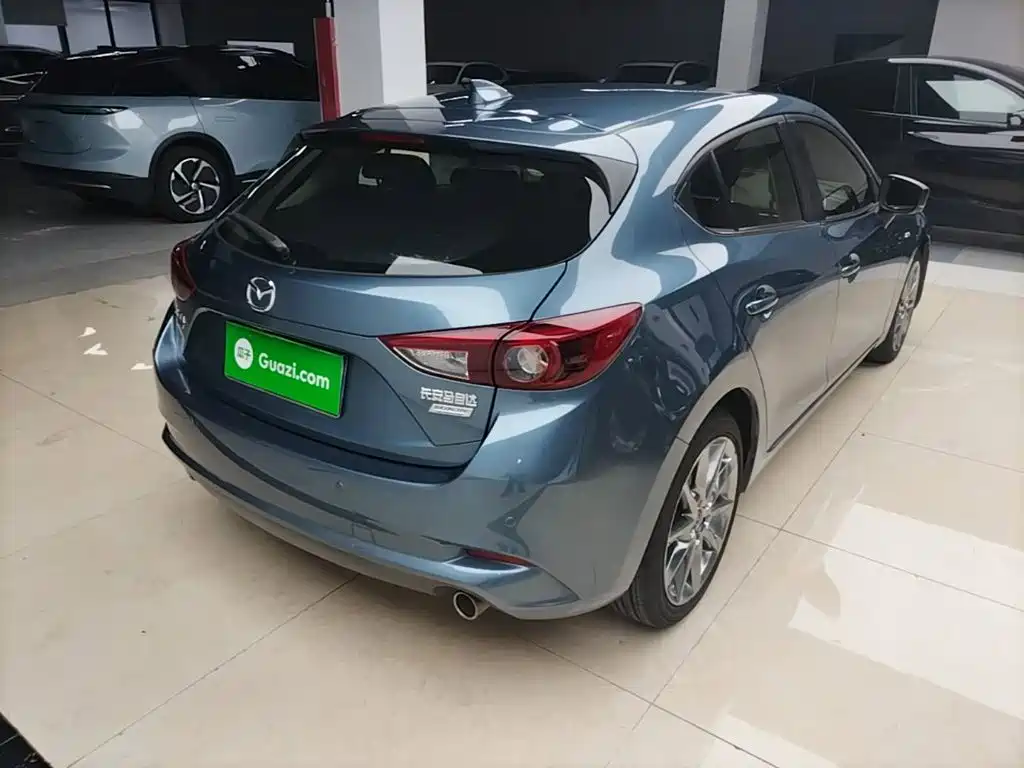 Mazda 3 Axela — миниатюра 7