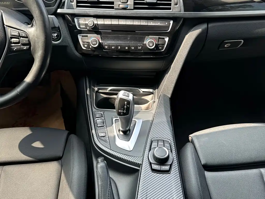 BMW 3 Series — миниатюра 7