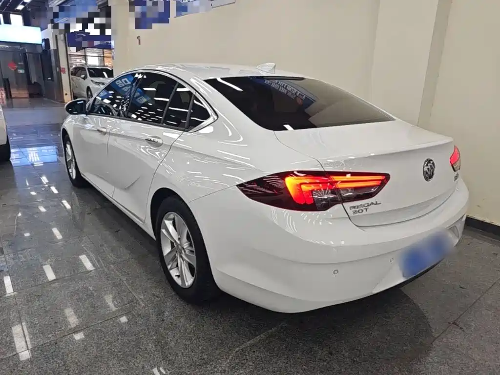 Buick Regal — миниатюра 5