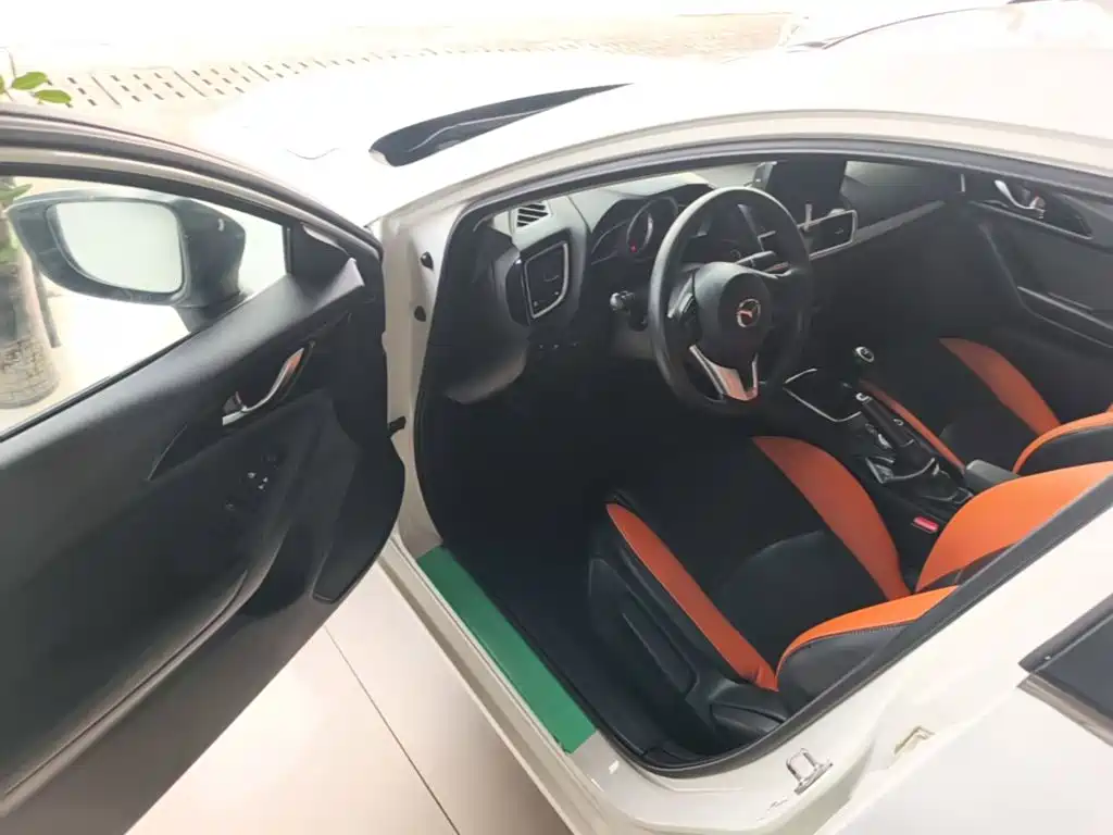 Mazda 3 Axela — миниатюра 12