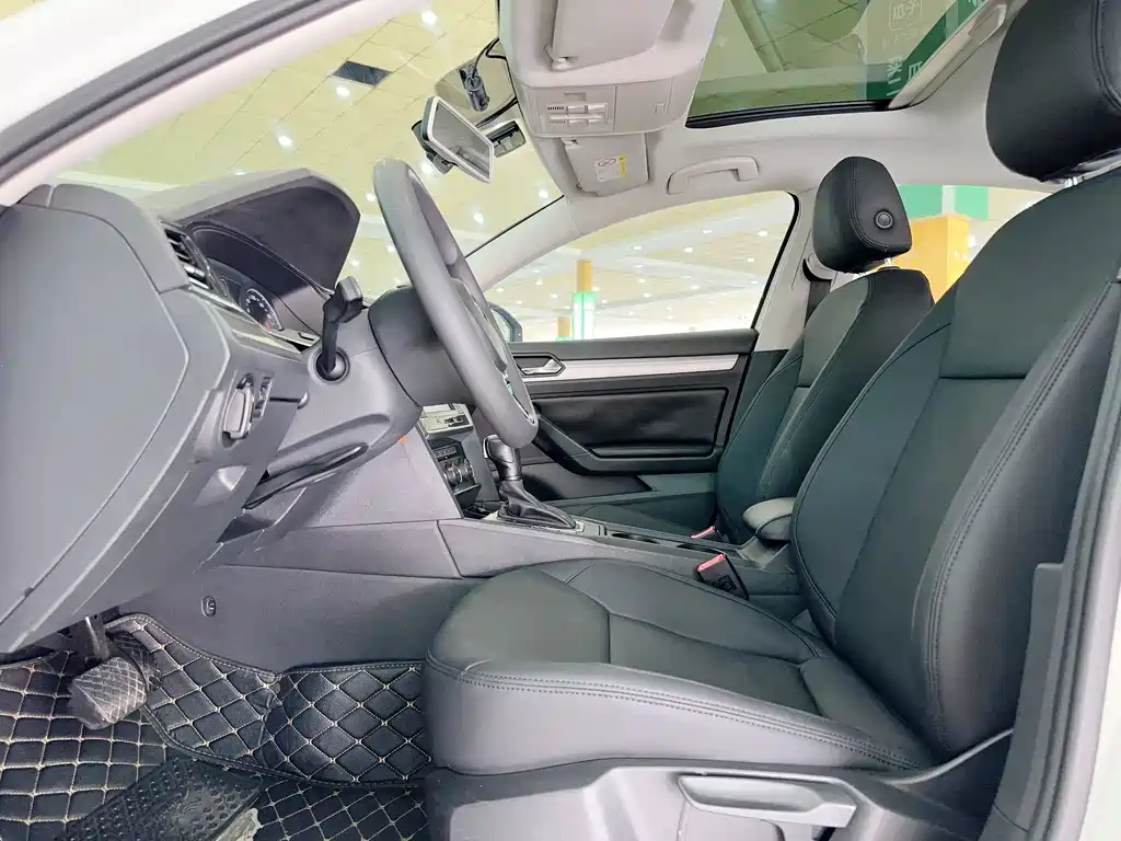 Volkswagen Lamando — миниатюра 8