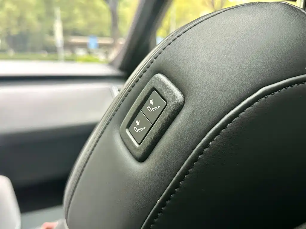 Land Rover Sport — миниатюра 19