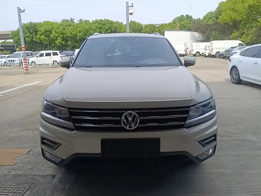 Volkswagen Tiguan L — миниатюра 3