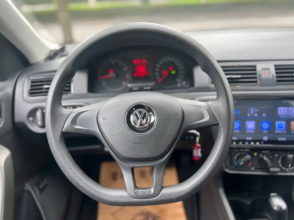 Volkswagen Santana — миниатюра 11