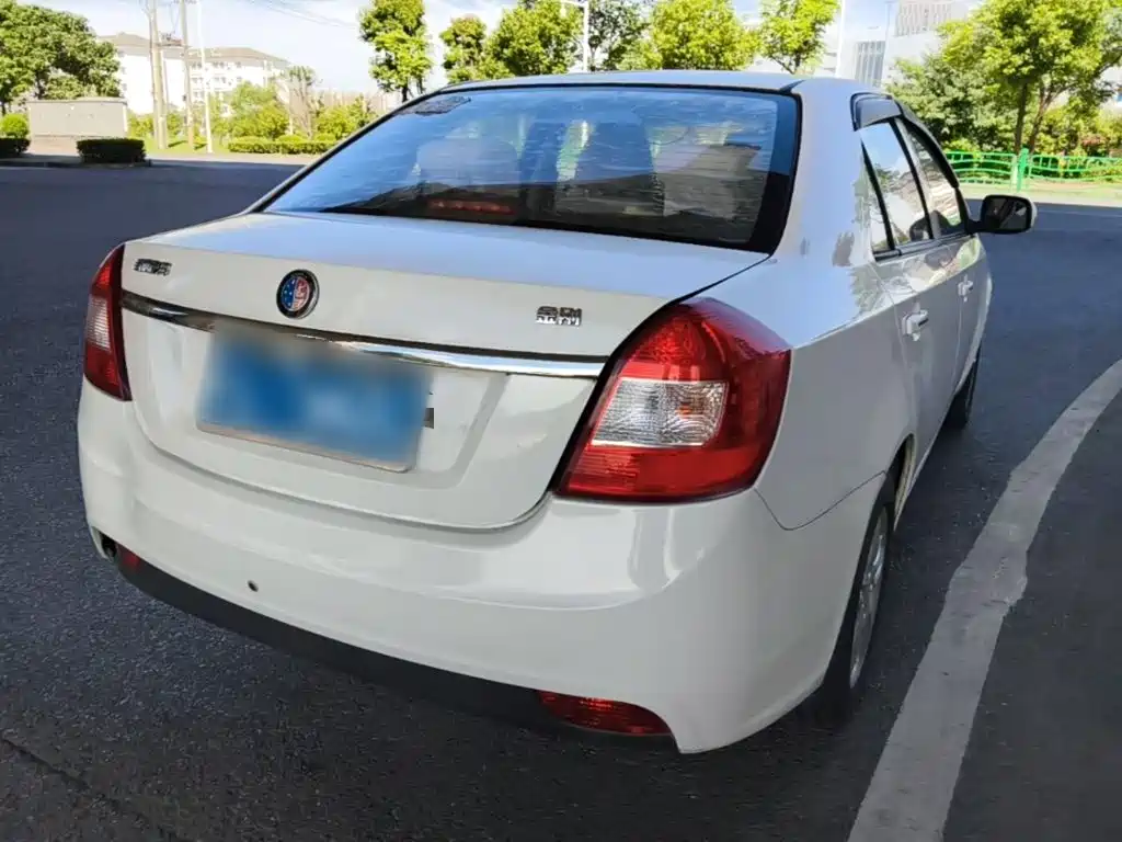 Geely King Kong — миниатюра 7