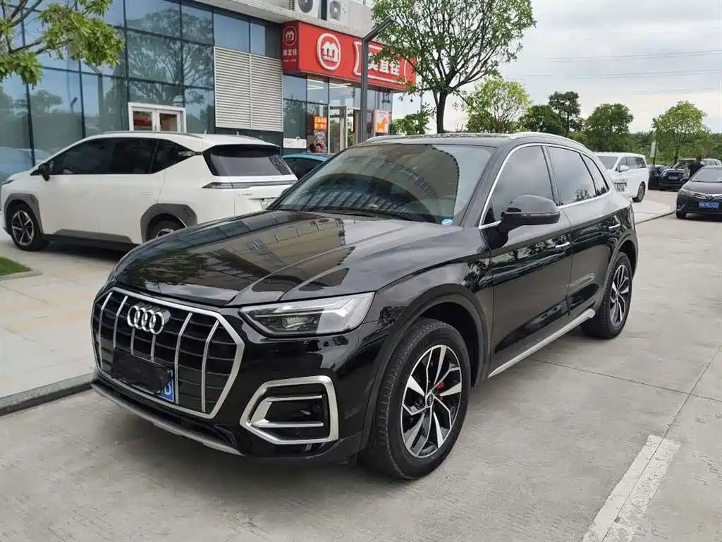 奥迪Q5L 2024款 40 TFSI 豪华致雅型 2024