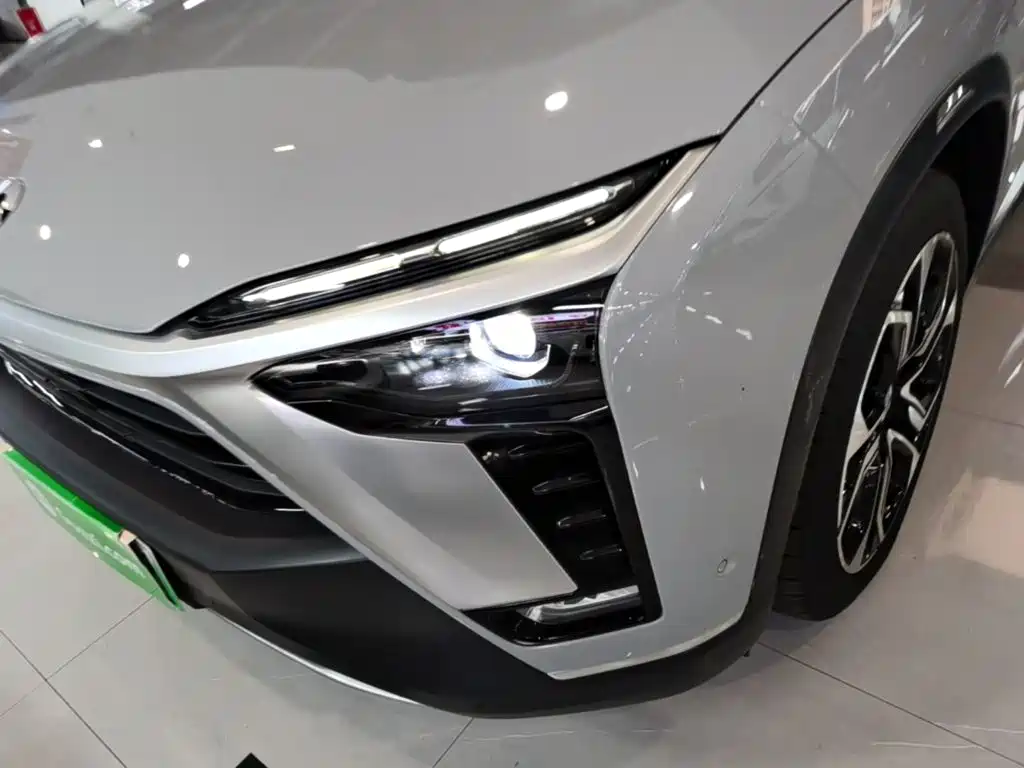 NIO ES8 — миниатюра 24