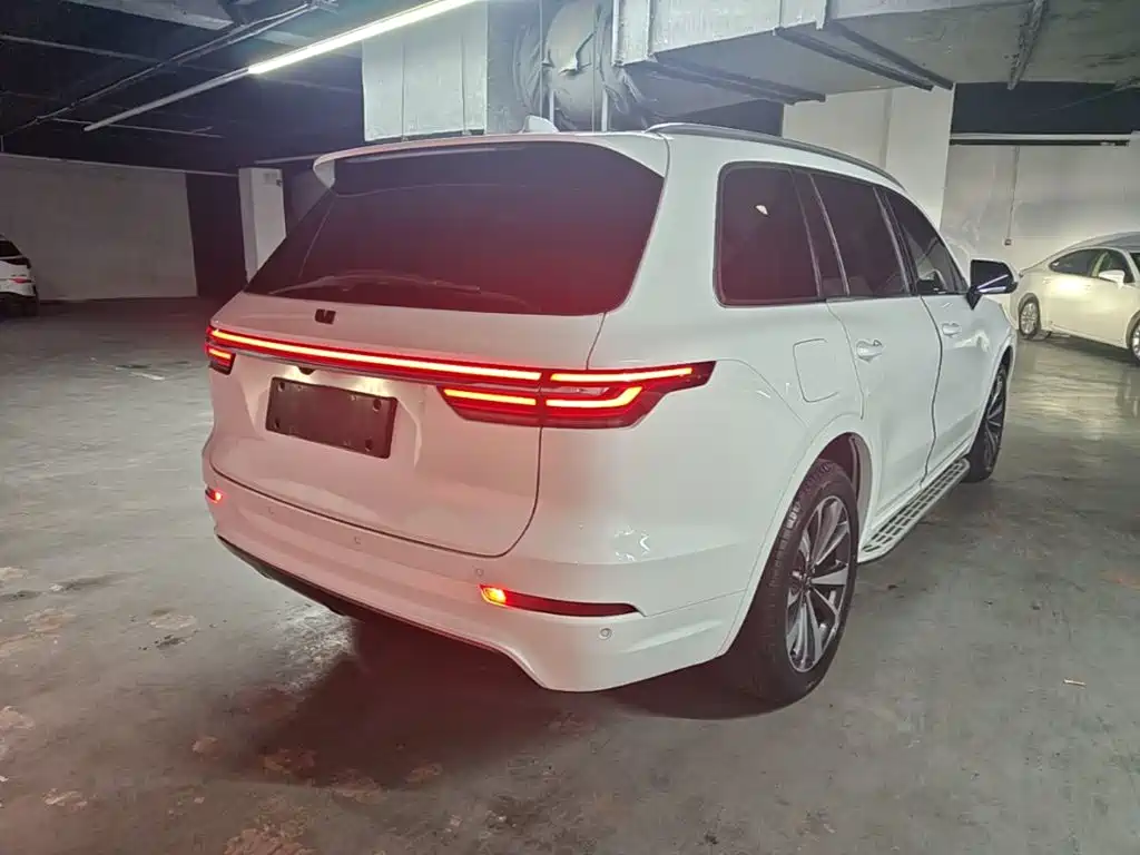 Li Auto Li ONE — миниатюра 7