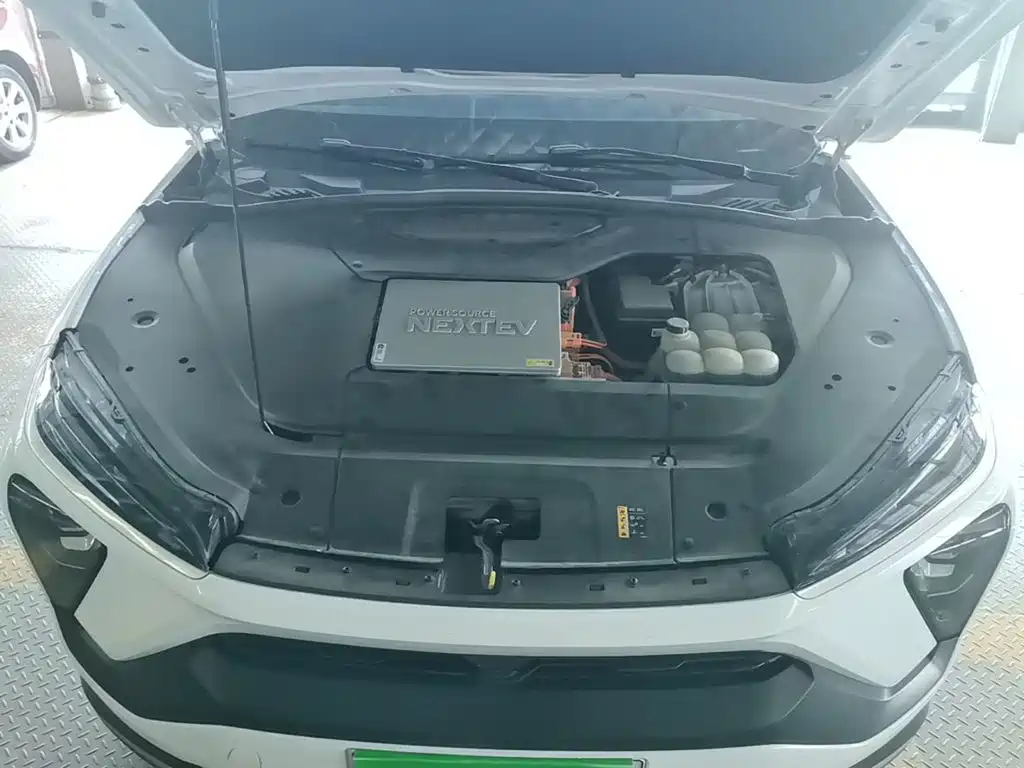 NIO EC6 — миниатюра 20