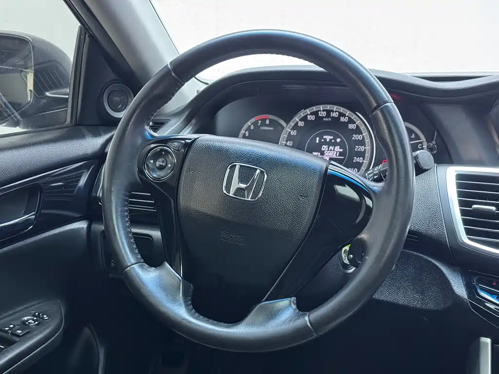 Honda Accord 2016 2.0L Elite