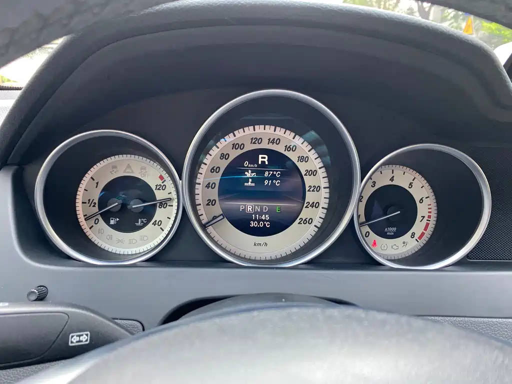 Mercedes-Benz C-Class — миниатюра 10