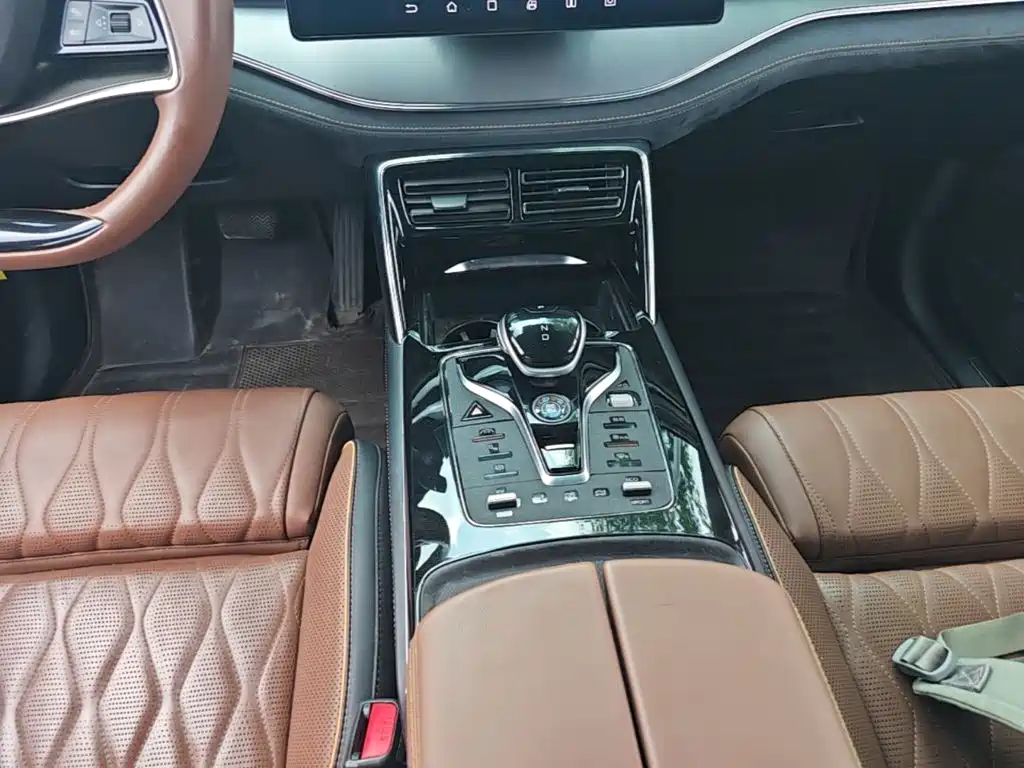 BYD Tang New Energy — миниатюра 14