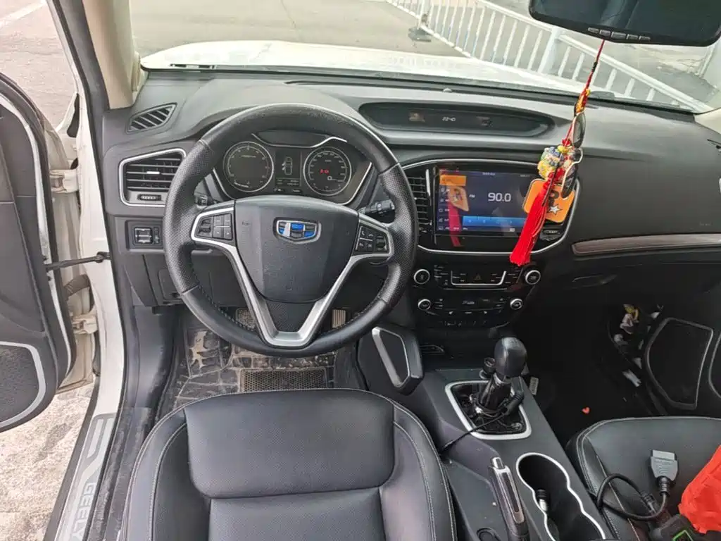 Geely Vision X6 — миниатюра 11
