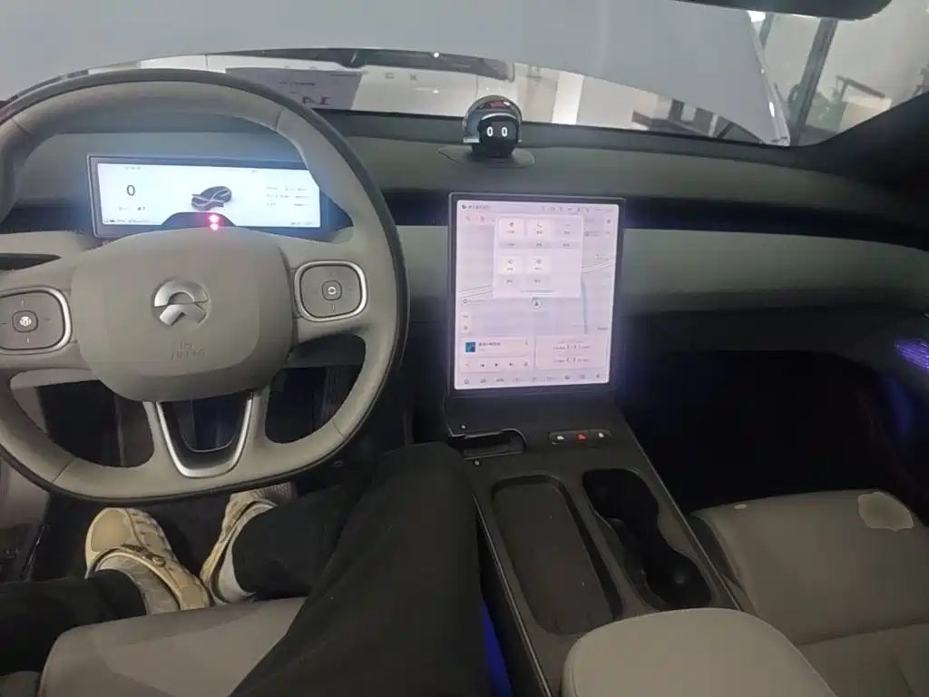 NIO ET5T — миниатюра 10