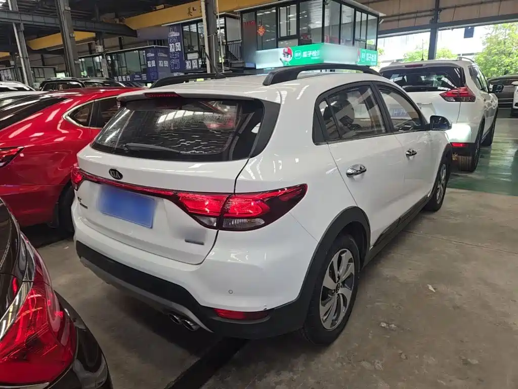 Kia KX Cross — миниатюра 7