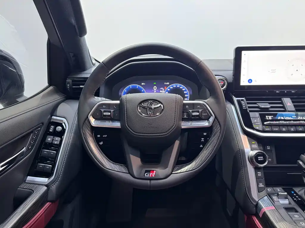 Toyota Land Cruiser — миниатюра 20