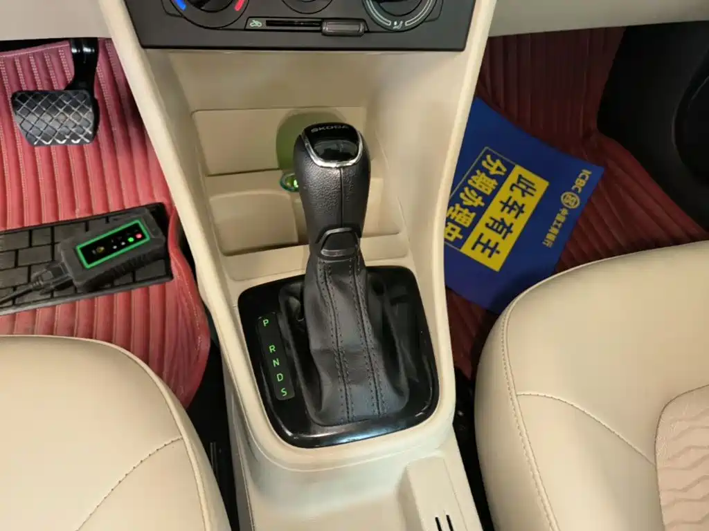 Skoda Rapid — миниатюра 14