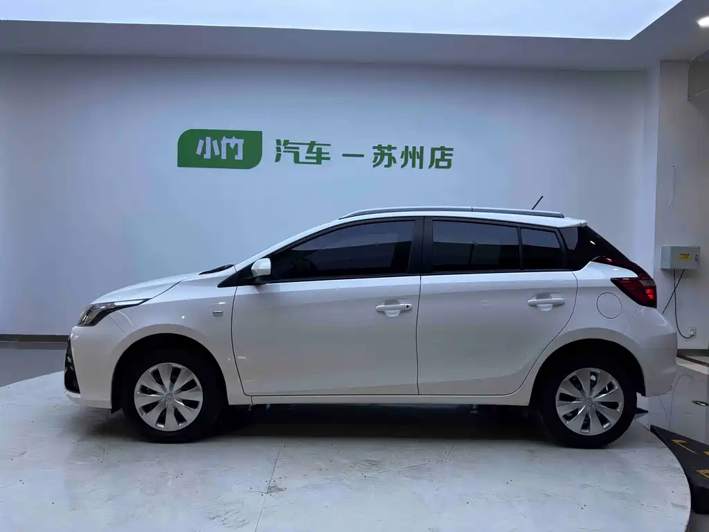 Toyota Yaris L — миниатюра 7