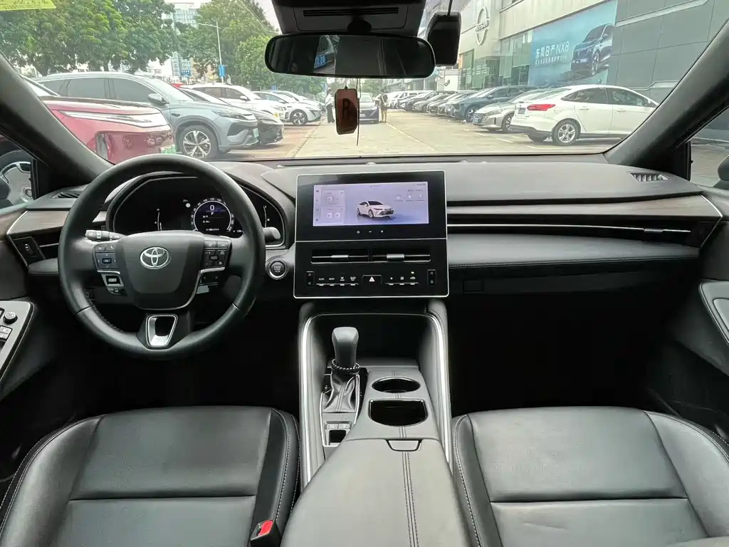 Toyota Avalon — миниатюра 9