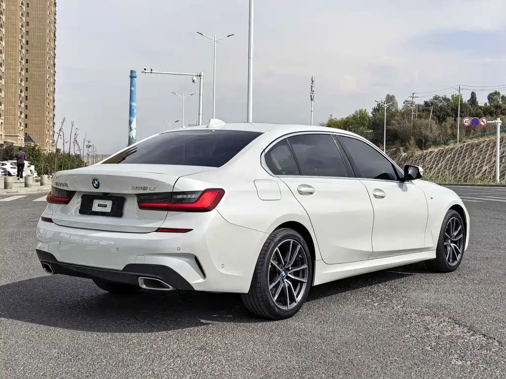 BMW 3 Series — миниатюра 6