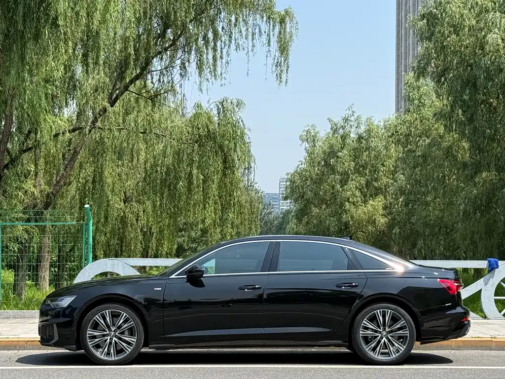 Audi A6L 2020 55 TFSI quattro Flagship