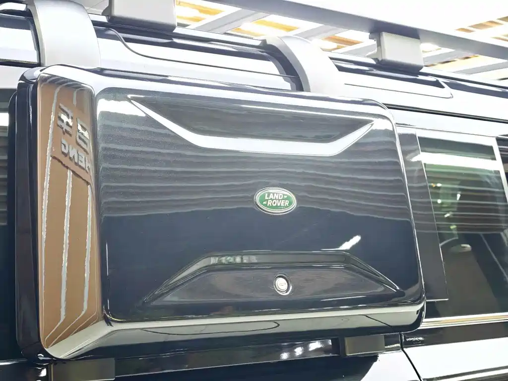 Land Rover Defender — миниатюра 20