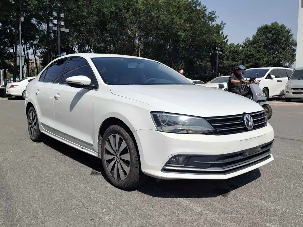 Volkswagen Sagitar — миниатюра 3
