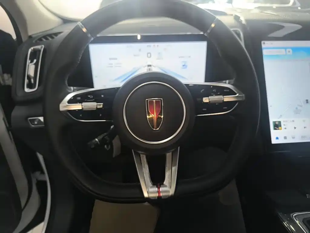 Hongqi Hongqi HS3 PHEV — миниатюра 11