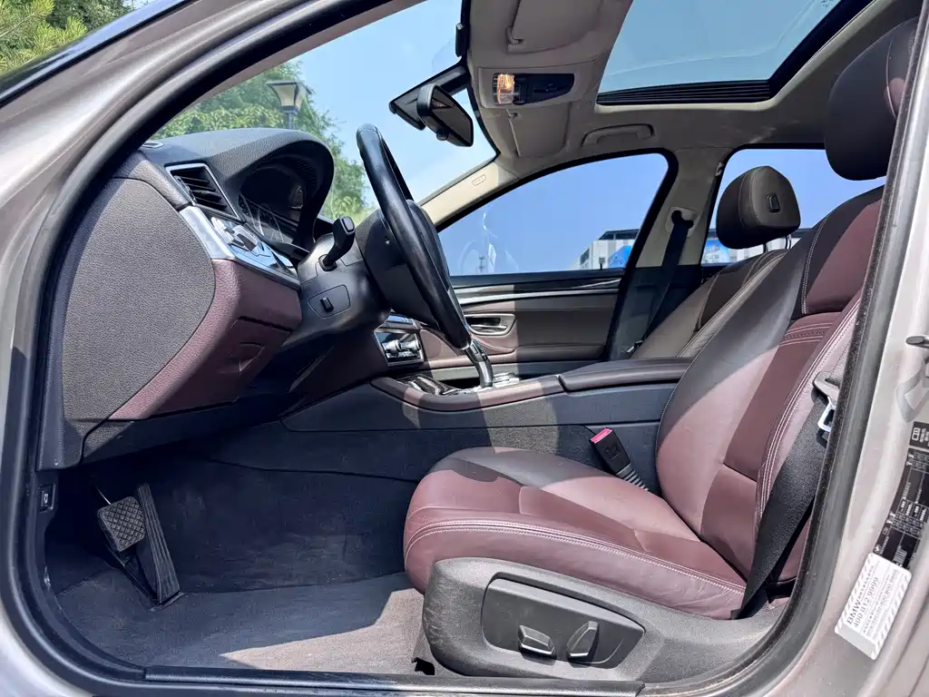 BMW 5 Series 5 2014 525Li Luxury