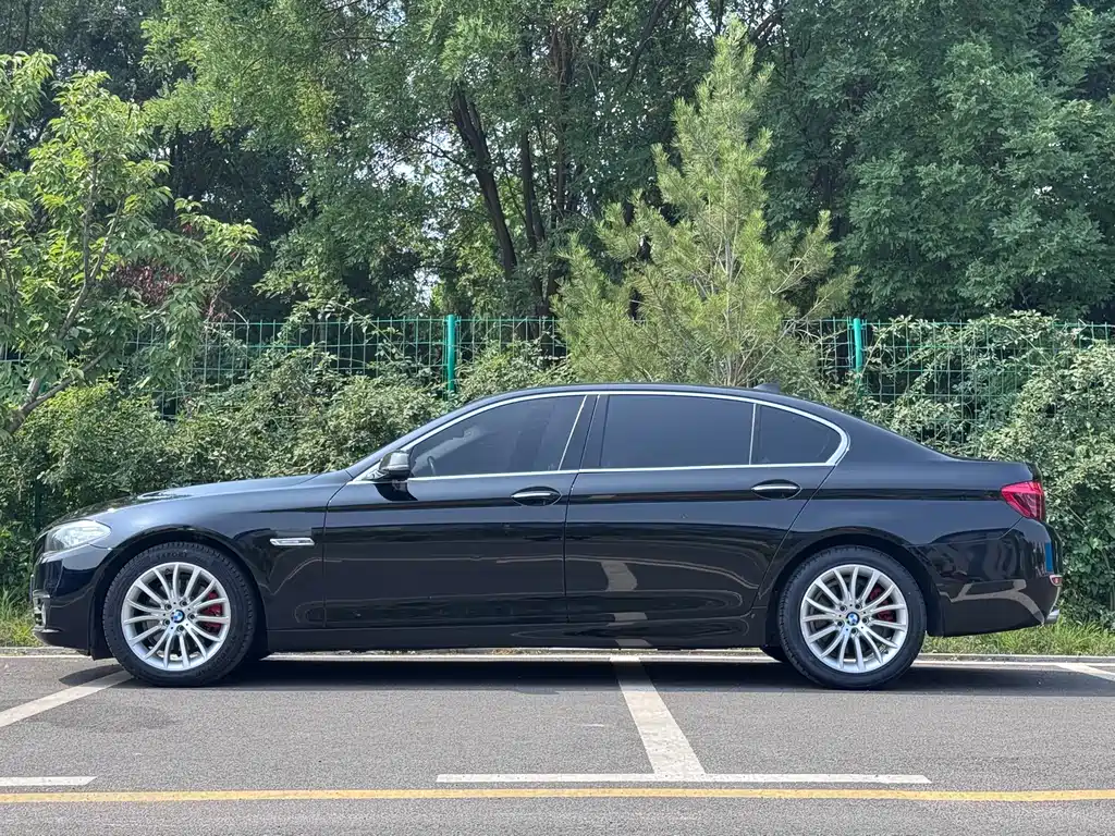 BMW 5 Series 5 2014 525Li Luxury