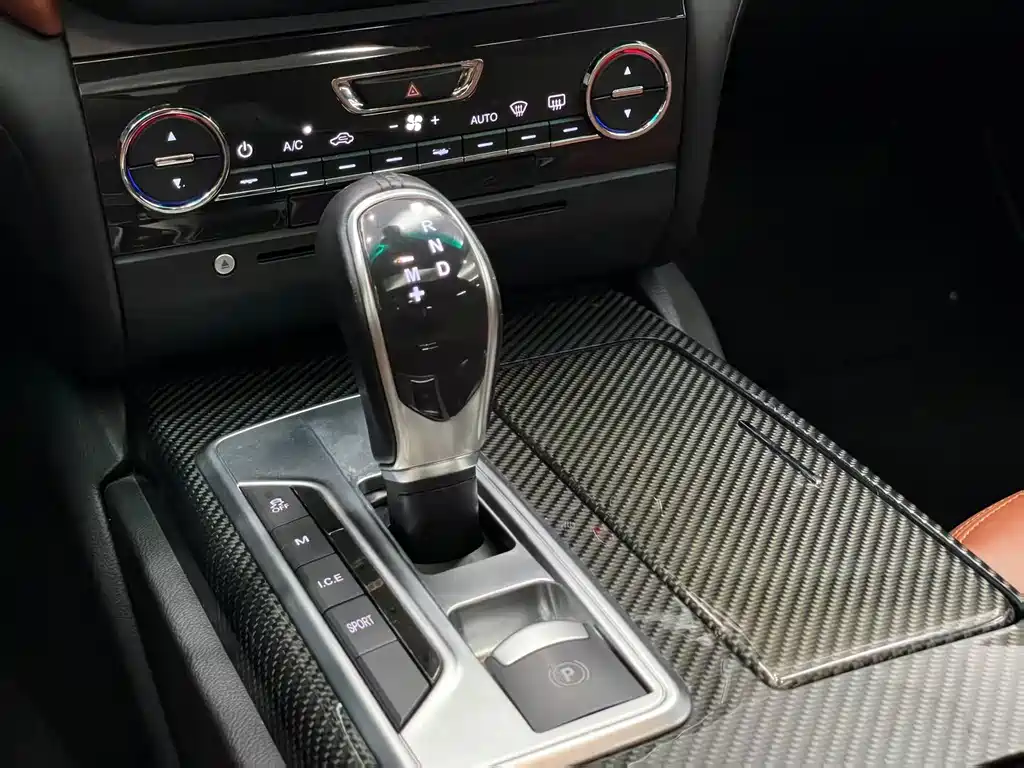 Maserati Ghibli — миниатюра 12