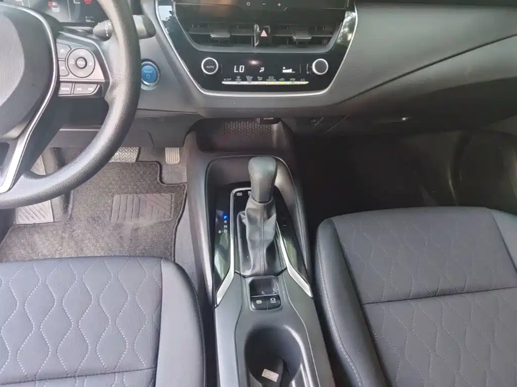 Toyota Corolla — миниатюра 14