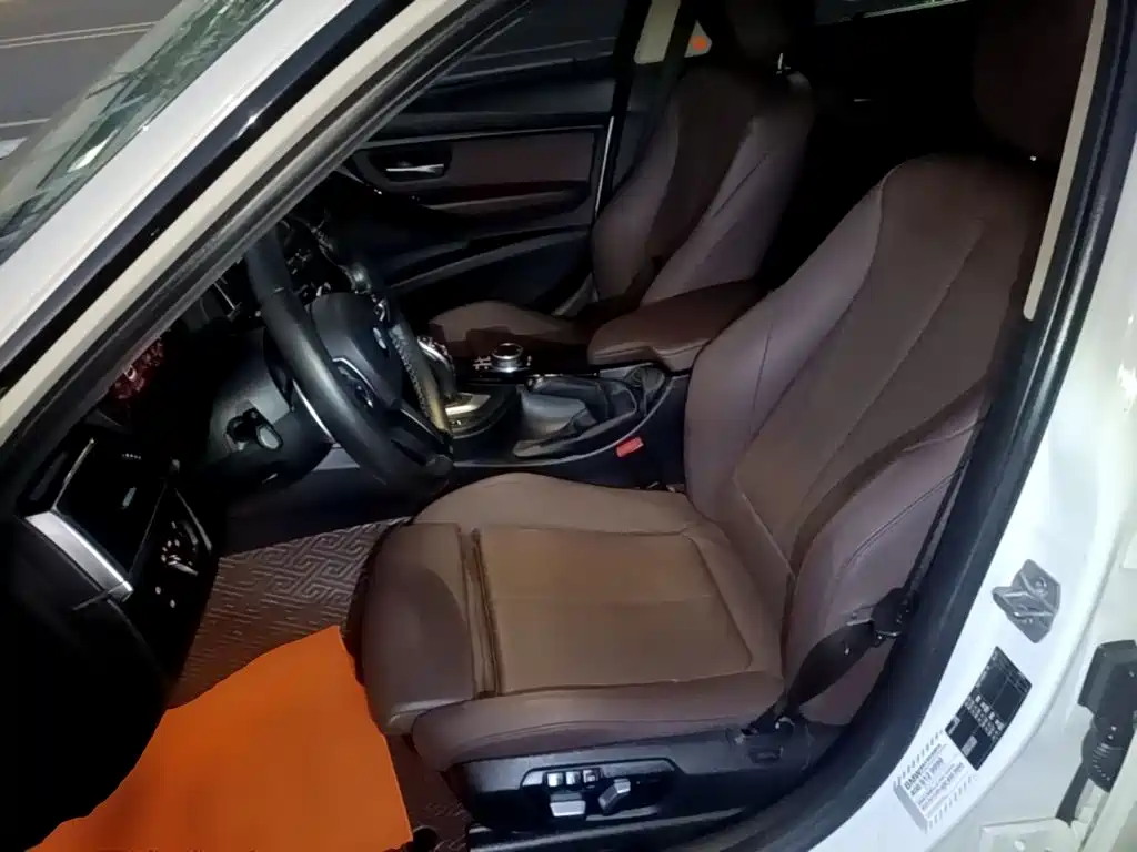 BMW 3 Series — миниатюра 15