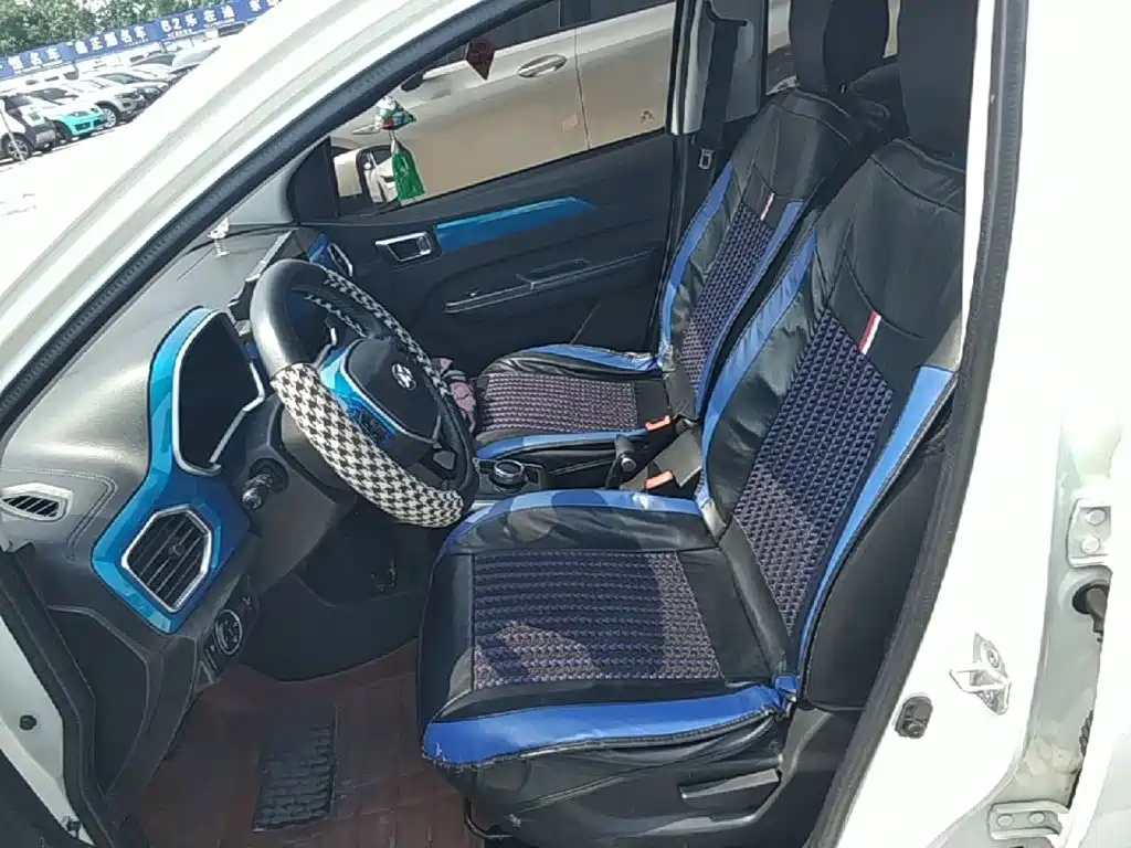 BAIC New Energy EC3 — миниатюра 15