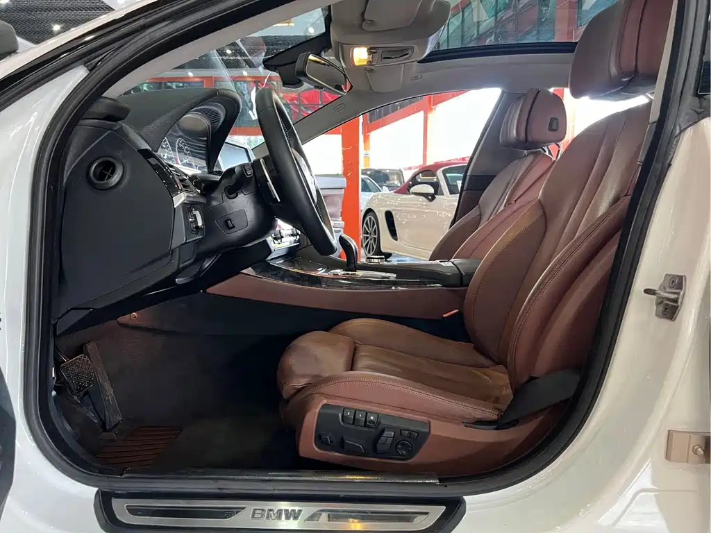 BMW 6 Series — миниатюра 7