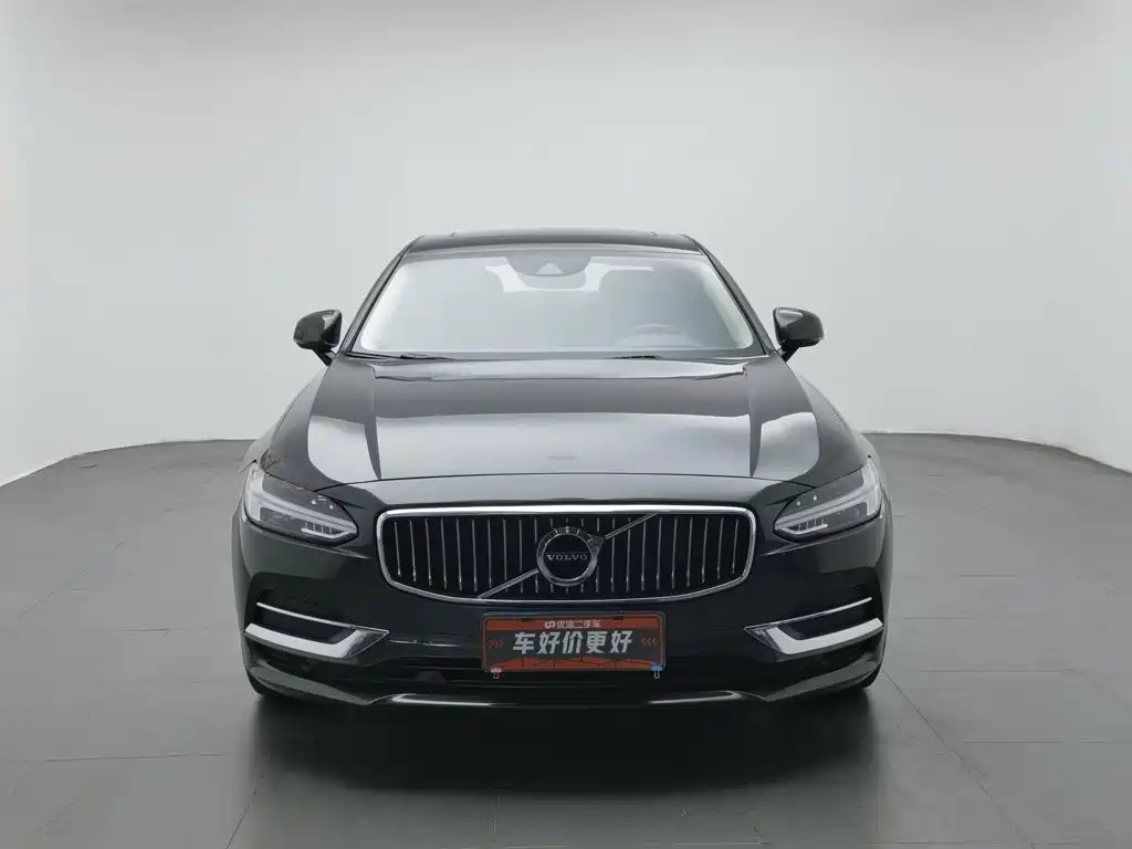 Volvo S90 2019 T4