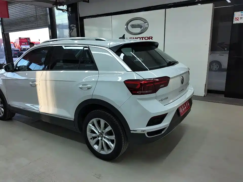 VOLKSWAGEN T ROC EXPLORING SONGS